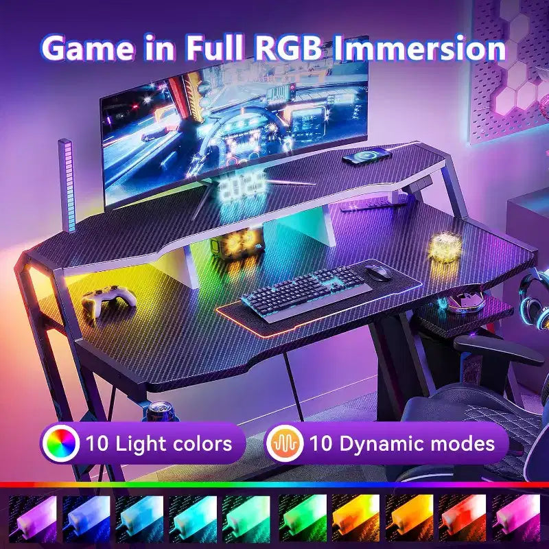 Bureau de jeu 48" avec prise électrique, lumières LED, texture en fibre de carbone et étagère de rangement pour PC