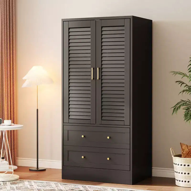 Armoire-penderie à persiennes de 65 po avec 2 portes, 2 tiroirs et tringle à vêtements