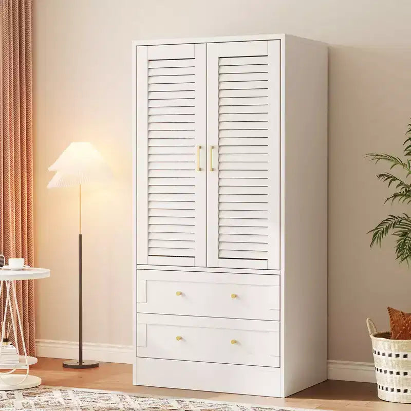 Armoire-penderie à persiennes de 65 po avec 2 portes, 2 tiroirs et tringle à vêtements